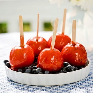 Cinnamon Candied Apples - Unique Wedding Dessert Ideas